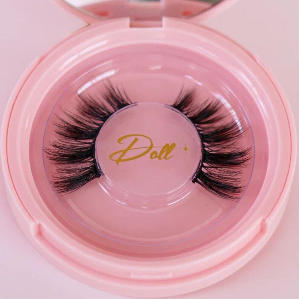 "Doll" D Poodle Collection- Lashes in Compact by Dafna Beauty - Pinup Vegan